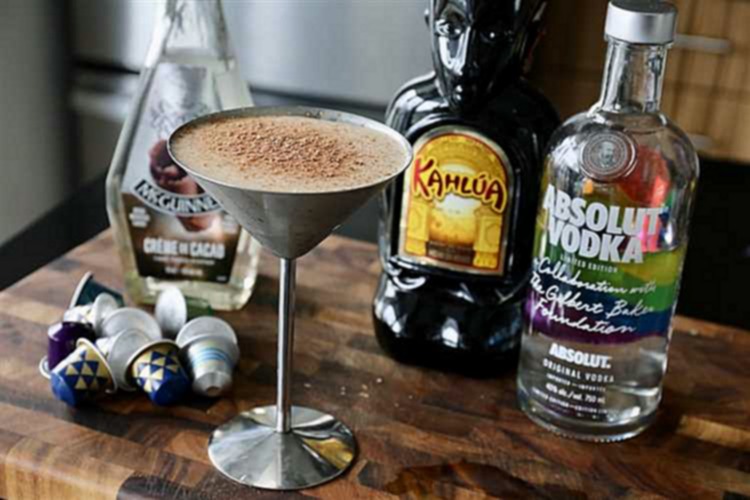 10 Essential Facts About Kahlúa – Unveiling Its Origins and Mouthwatering Cocktail Recipes