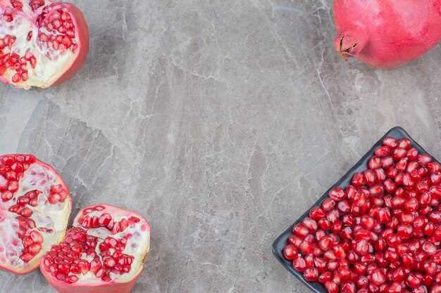 Preparing the Pomegranate for Freezing