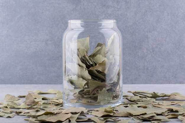 Storing and using frozen bay leaves