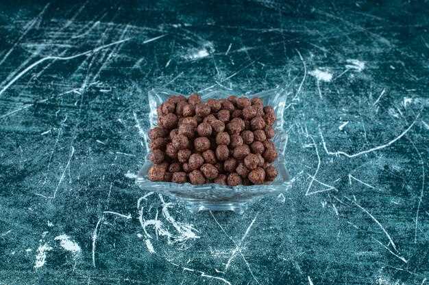 Tips for Thawing and Serving Frozen Chocolate Peanut Clusters