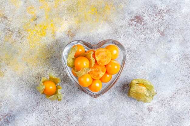 Preparing Loquats for Freezing