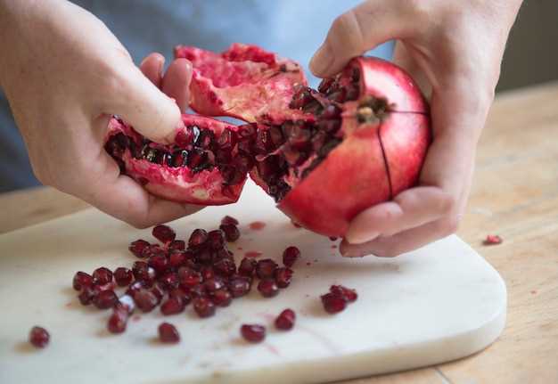 Preparing Pomegranates for Freezing