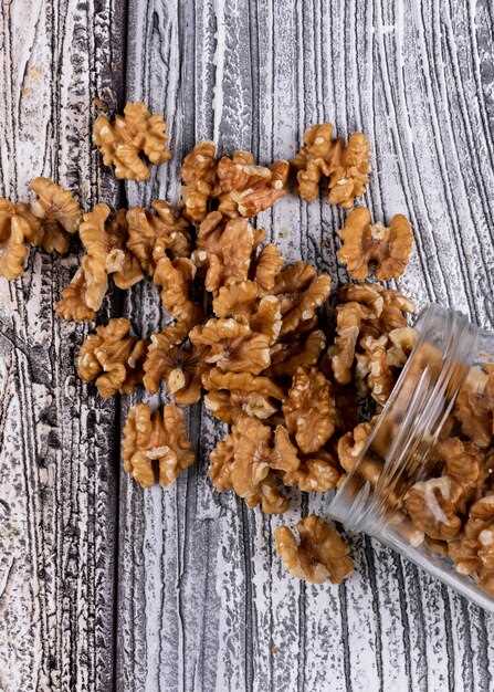 Alternative storage methods for walnuts: