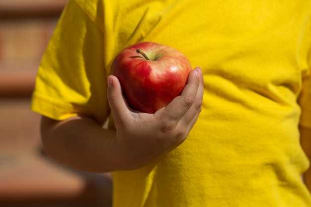 Proper Apple Storage to Prevent Spoilage